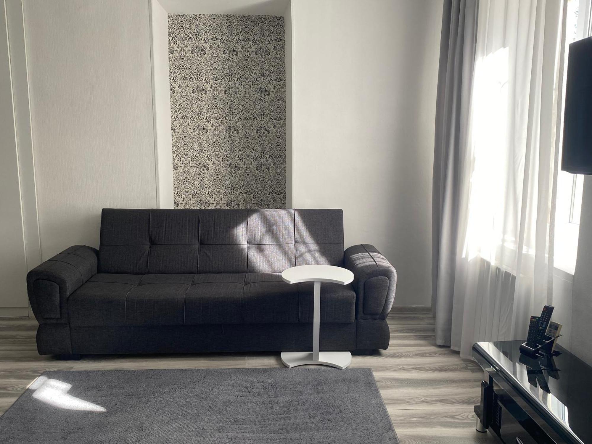 Guest House In Avlabari Tbilisi Bagian luar foto